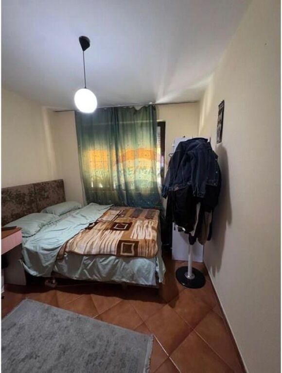 Apartament 2+1 per shitje, rruga Ferit Xhajko!