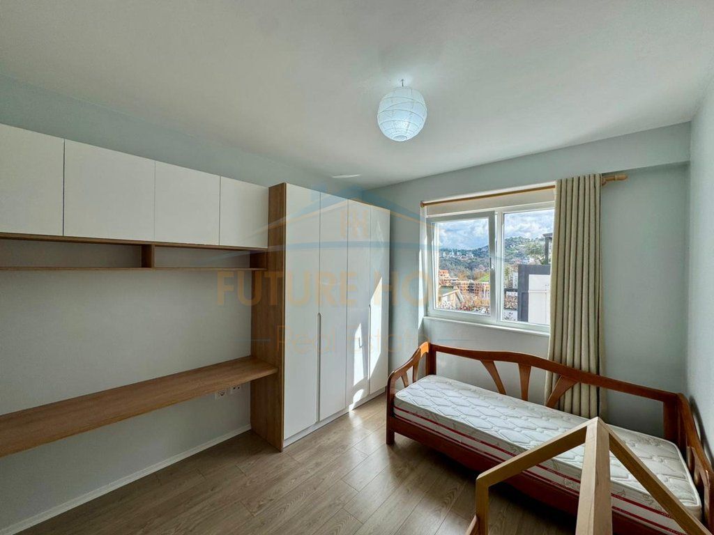 Shitet, Apartament 2+1+2, Liqeni i Thatë,Tiranë