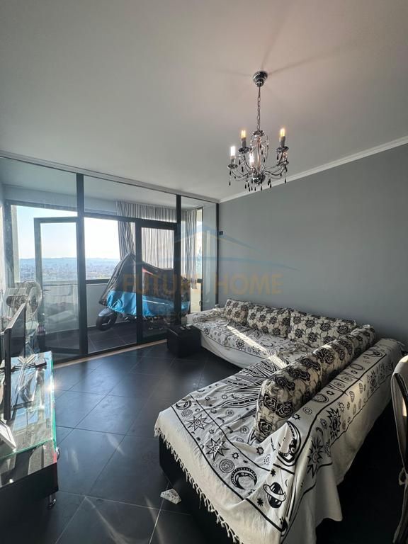 Shitet, Apartament 2+1+2, Fresk.