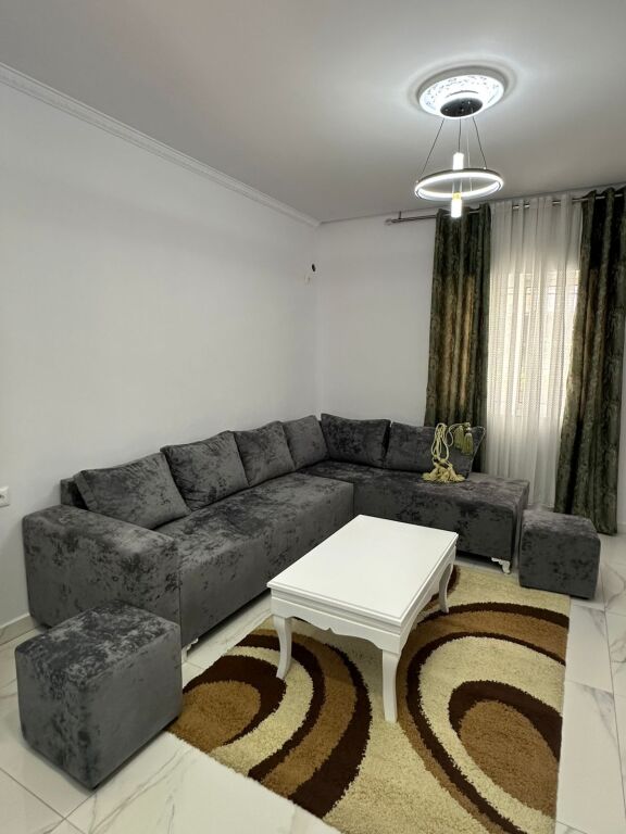 Affitto | Shtëpi private 2 + 1 | Kodra E Priftit | 500 €/mese