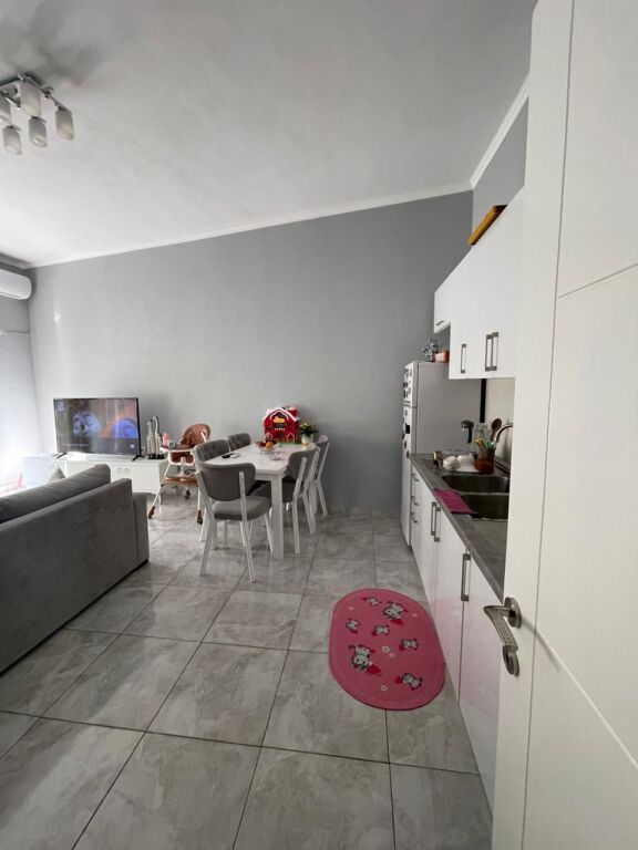 Shitet Apartament 2+1 – Fresk