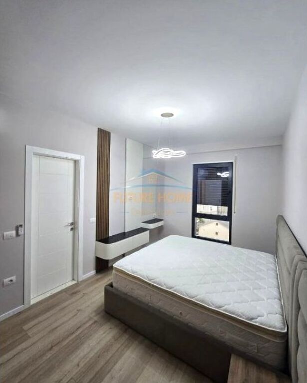 In vendita, Appartamento 2+1+2, Porcellana, Tirana.