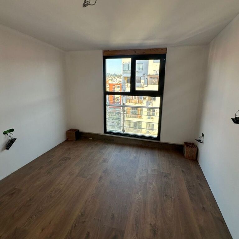 🏡✨ Shitet Apartament 2+1 – Kompleksi Delijorgji, Tiranë ✨🏡