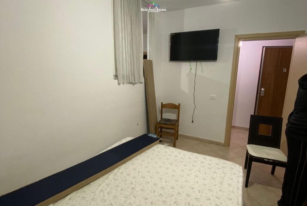 Apartament Me qera 1+1 Tek Komuna e Parisit (ID B2101665) Tirane