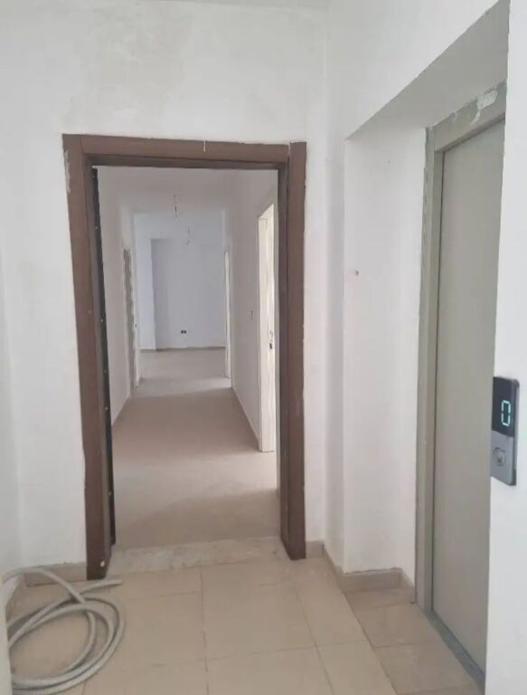 SHITET 2+1 TE FRESKU - TIRANE