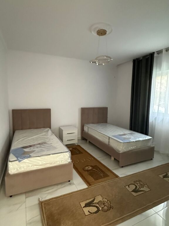 Affitto | Shtëpi private 2 + 1 | Kodra E Priftit | 500 €/mese