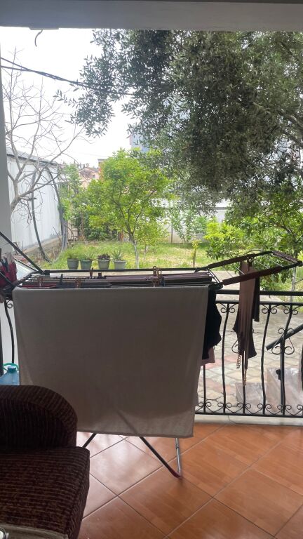 a Klani lungo la strada 1+1 appartamento in affitto in una casa privata al primo piano!