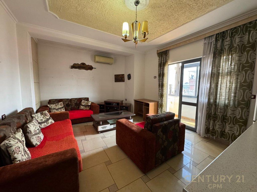 Shitet apartament 2+1 ne Don Bosko, prane rruges Jordan Misja! 145,000 € Sip. Totale  93m2