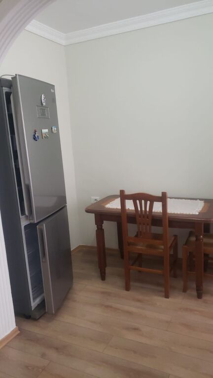 Jepet me qira 1+1 LAPRAKE TE KMY 450€