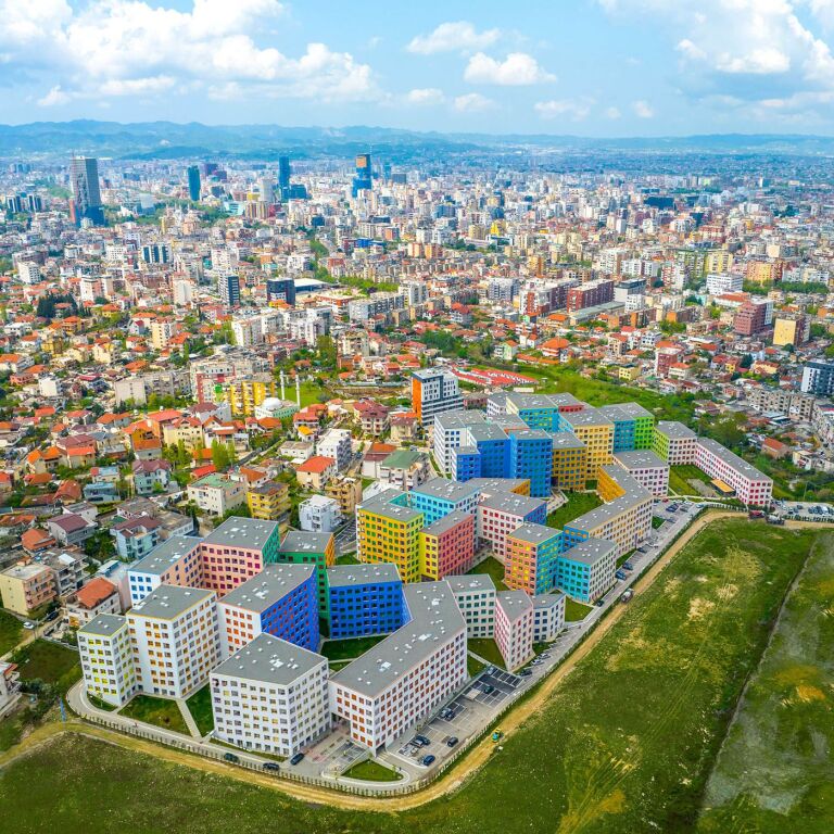 Shitet Garsoniere Ne Ali Dem