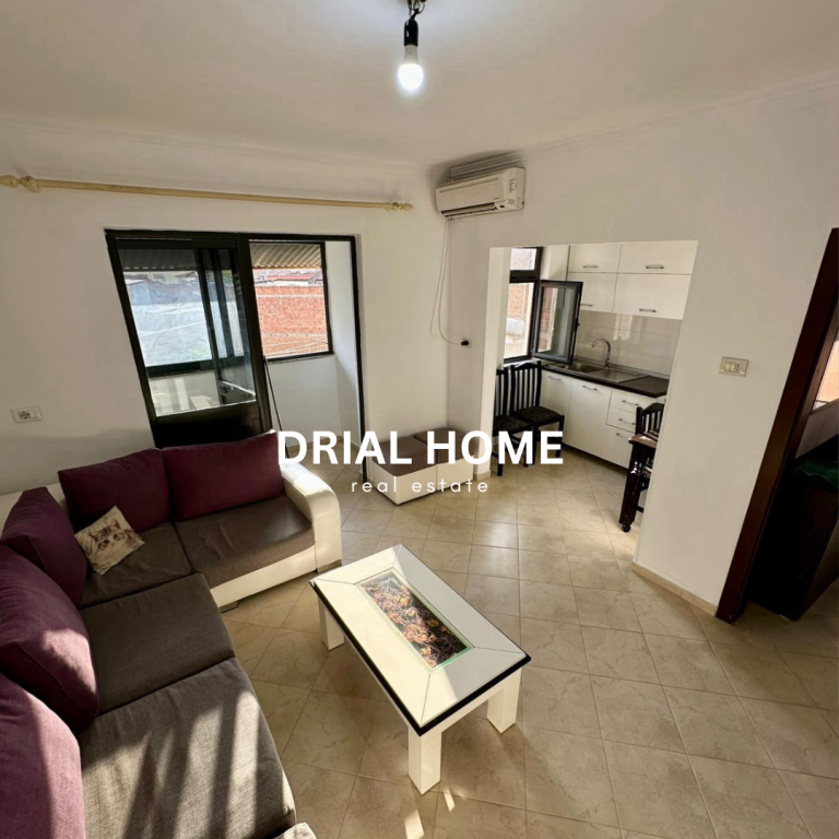 Apartament me qera 1+1