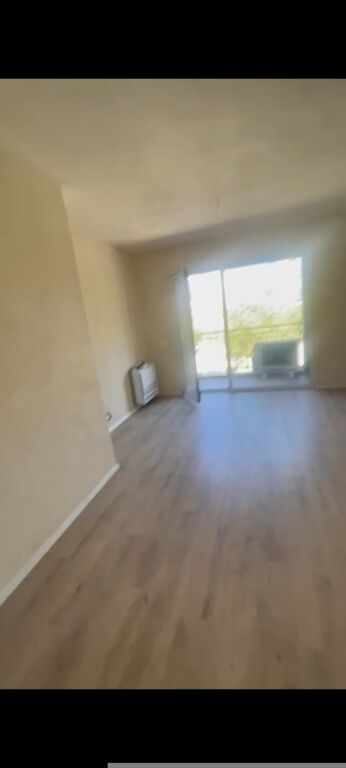 Rent | Ambjent Biznesi | Fusha Aviacionit | 650 €/month