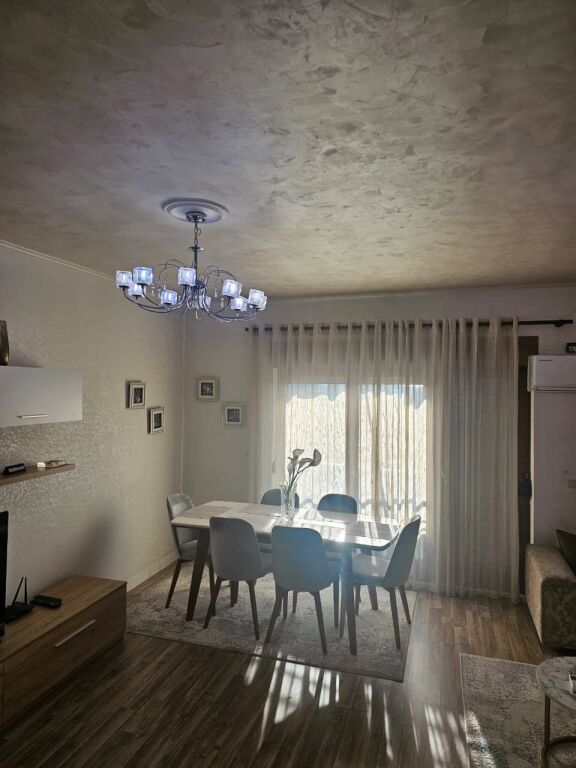 🏢Pas 9 Katesheve,jepet me qera apartament 3+1+2,i mobiluar.1,200Euro