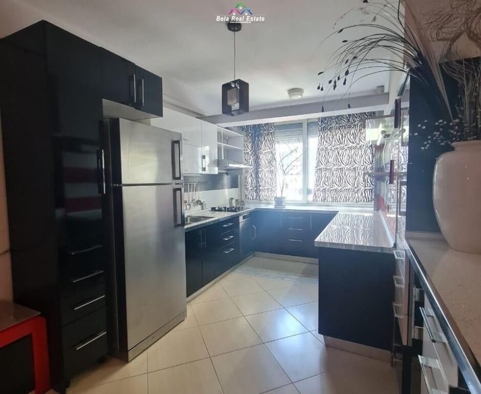 Apartament Me Qera 2+1 Tek 21 Dhjetori (ID B220774) Tirane.