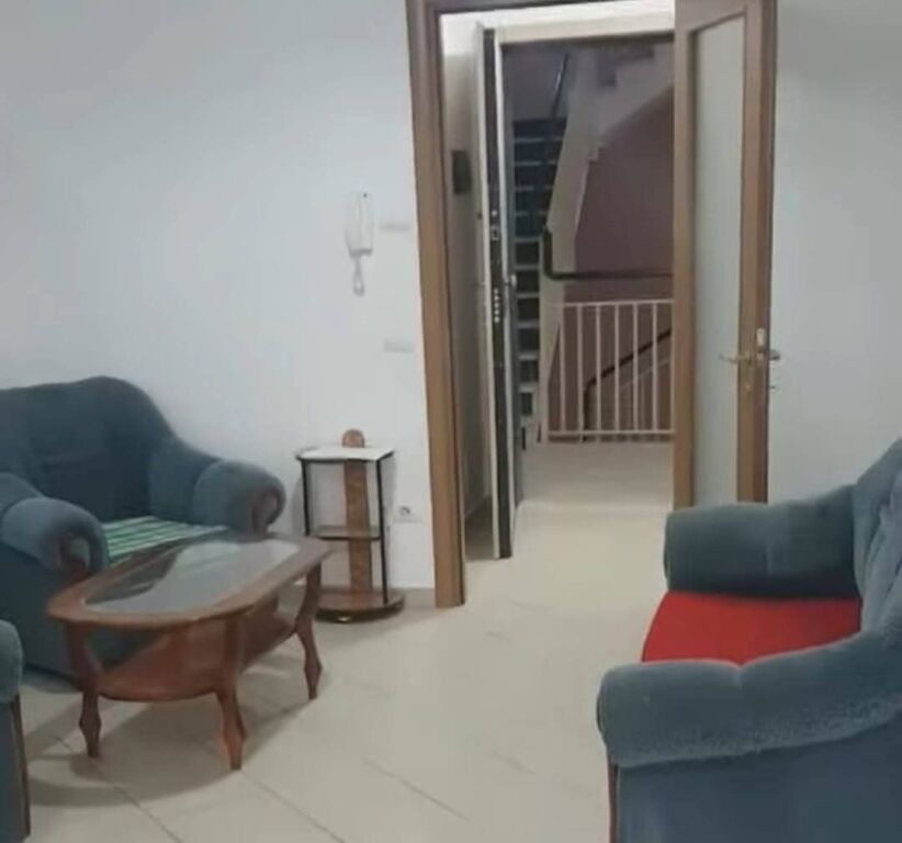 1+1,pjeserisht i mobiluar,don bosko,cmimi 450 mije leke