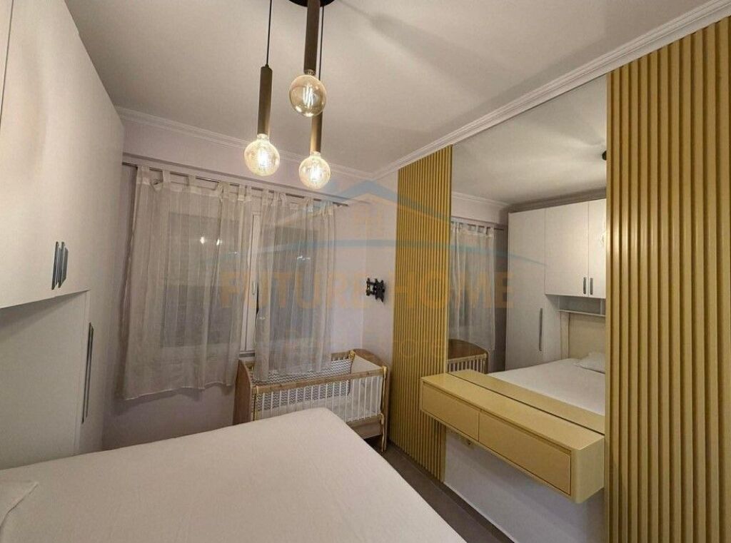 Shitet, Apartament 1+1, Unaza e Re