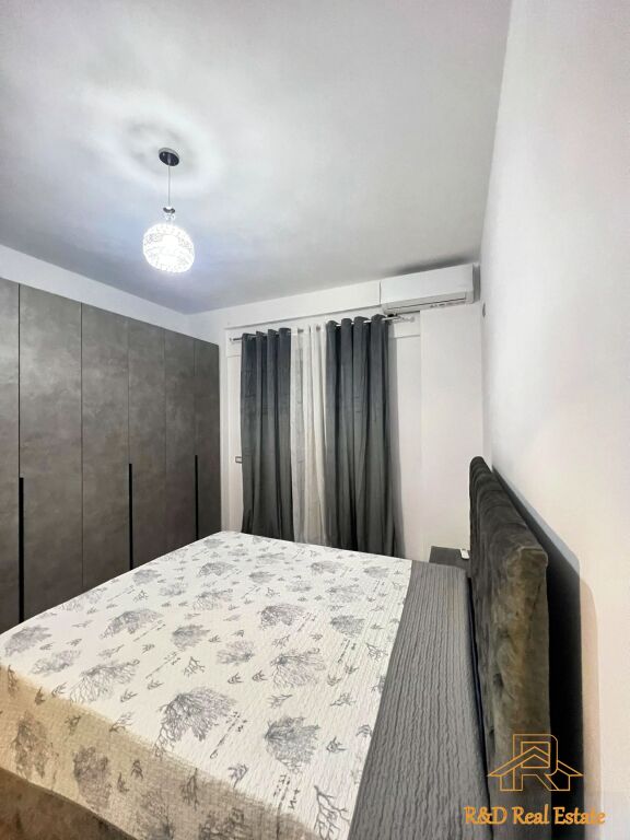 Apartament 1+1 – Liqeni i Thatë, Rruga Hamdi Sina
