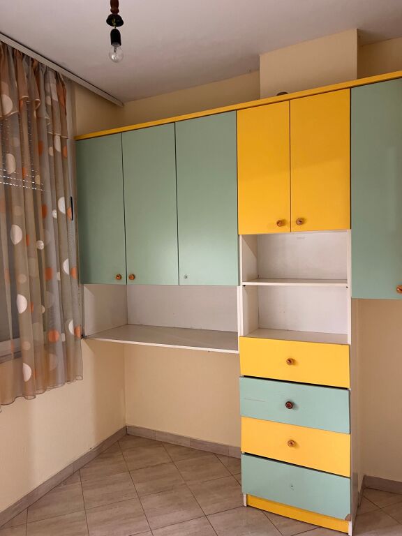 For rent 2+1 Train Station Old Mill 500 thousand lek