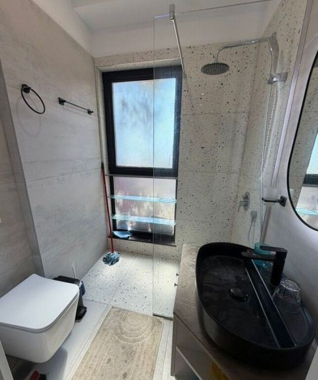 JEPET ME QIRA APARTAMENT 1+1 TEK TIRANA GARDEN BUILDING!