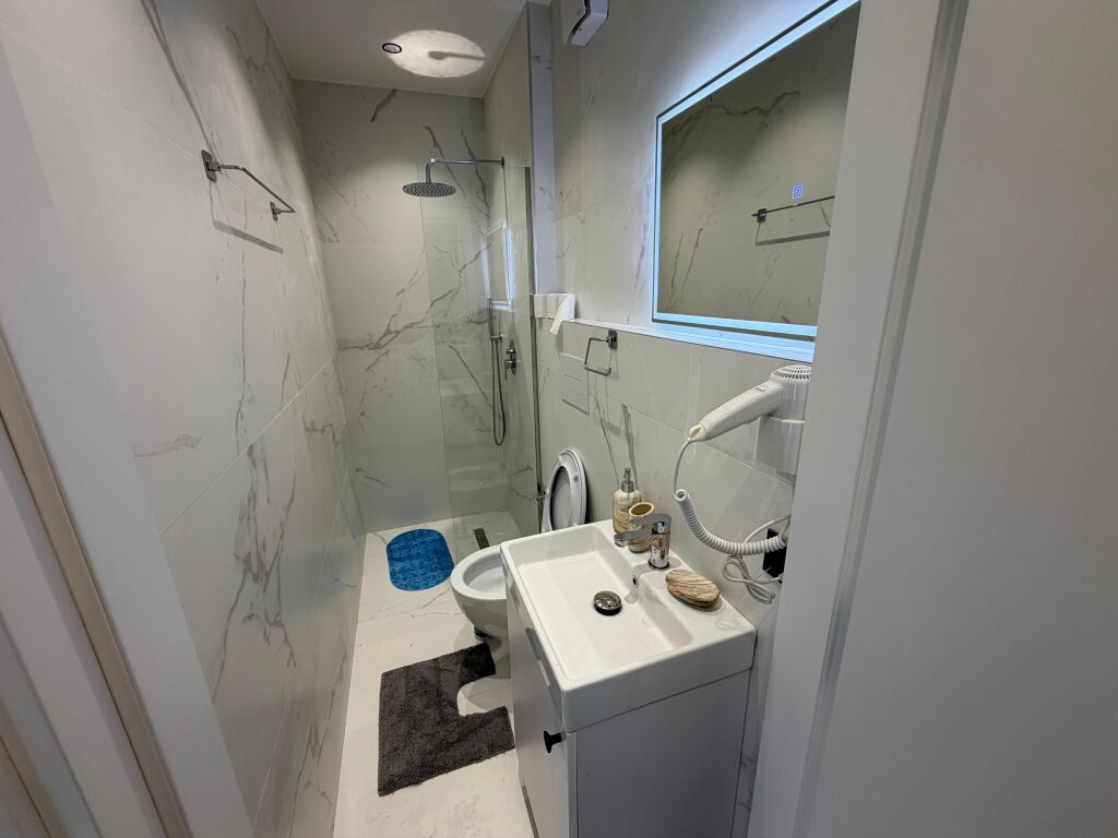 🏠Vendesi 2 studi a Selvia 📍via Siri Kodra, palazzo nuovo✨