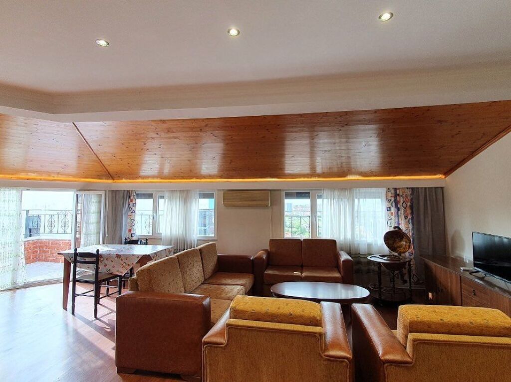 2+1 apartment for sale at Pallati me Shigjeta