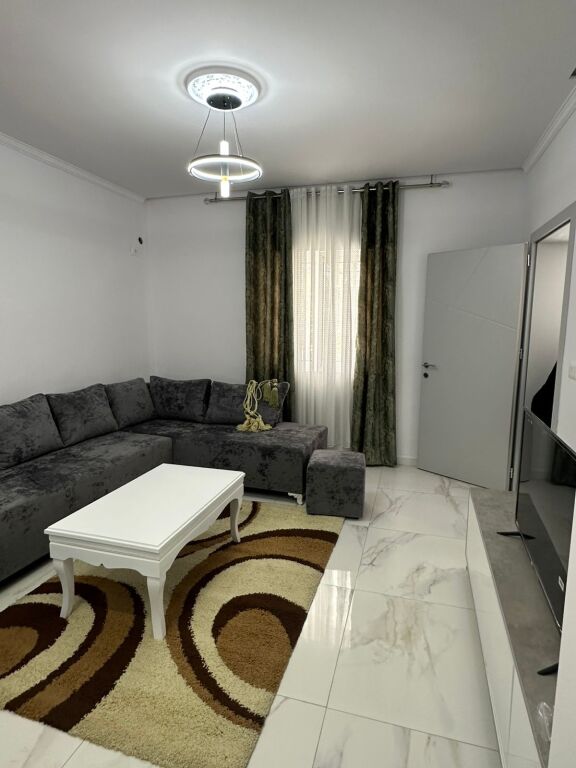 Affitto | Shtëpi private 2 + 1 | Kodra E Priftit | 500 €/mese