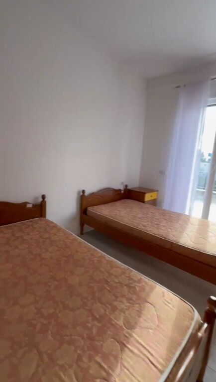 Apartament me qera 2+1+2+verande
