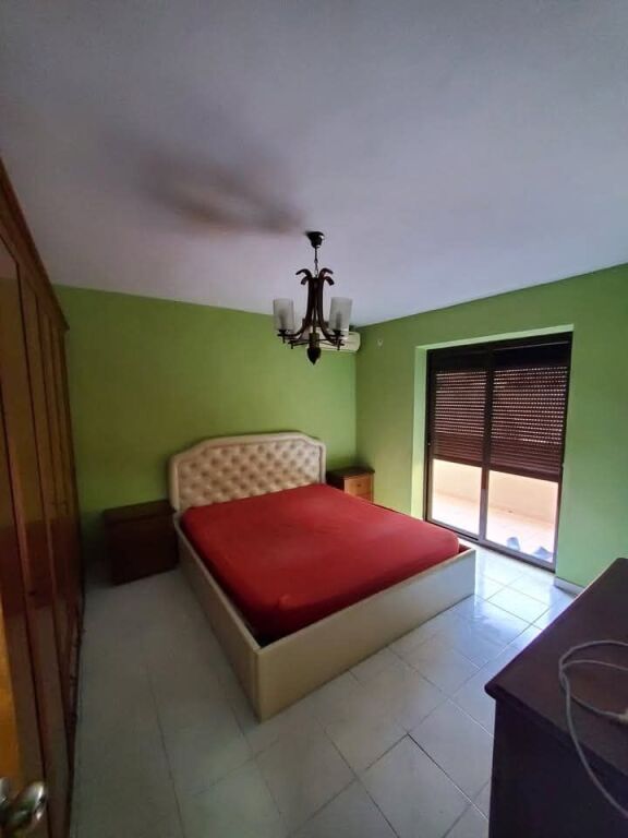 SHITET APARTAMENT 3+1+2 - TIRANE, 21-DHJETORI