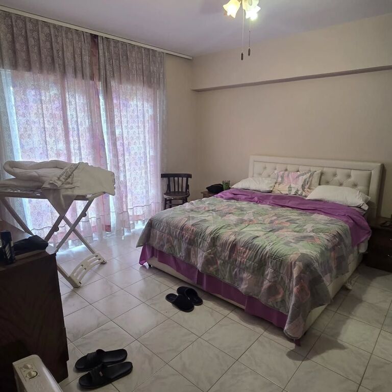 Shitet  Bllok (Pranë Sheshit Willson) 🏠 Apartament 2+Kuzhinë+1+2 (Mundësi ndarje 3+1)  