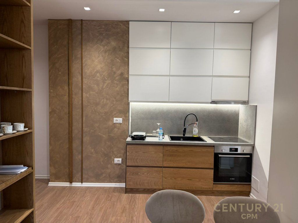 JEPET ME QIRA APARTAMENT 1+1 TEK TIRANA GARDEN BUILDING!