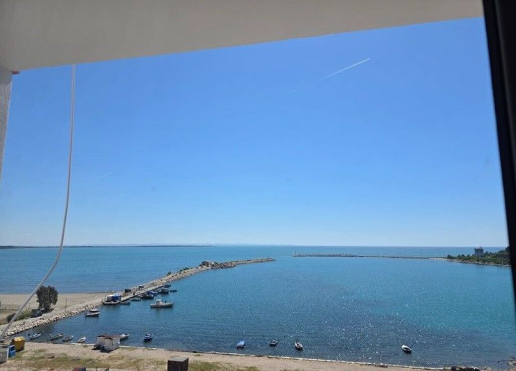 In vendita 2+1 in prima linea, Shëngjin. Vista mare