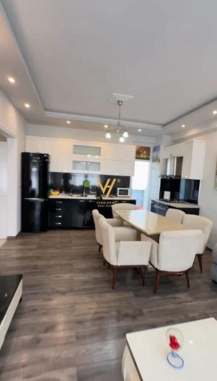 SHITET APARTAMENT 2+1+2+BLK TE KOPSHTI ZOOLOGJIK 258.000 EURO