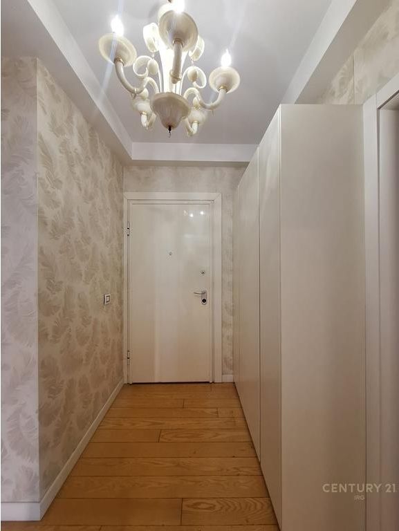 APPARTAMENTO 3+1+2 IN VIA KAVAJES, HIM KOLLI ! 1.200 € /Mese Sup. Totale 128m2