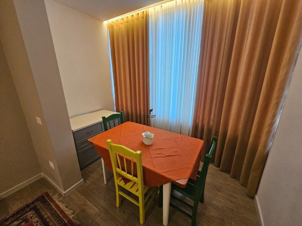 SHITET APARTAMENT 2+1+2 ZOGU I ZI 235.000 EURO FH-71792