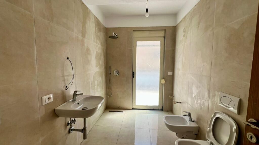 🏠PENTHOUSE FOR SALE: 2+1+2wc (172m²)  📍 Yzberisht 🔥  989€/m2  🔥  CRAZY DEAL   -  139,500€ - Building V.2016  ( Near k. Cabej)