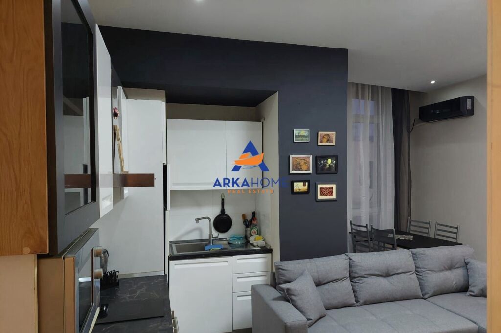 APARTMENT FOR RENT 1+1+BALCONY "BUDI STREET, NEAR THE HIGH SCHOOL" 600 EURO