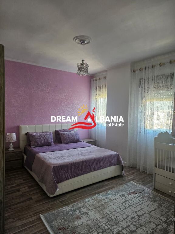 Apartment 3+1 me qera ne qender afer 9 katsheve Tirane (ID 4231489)
