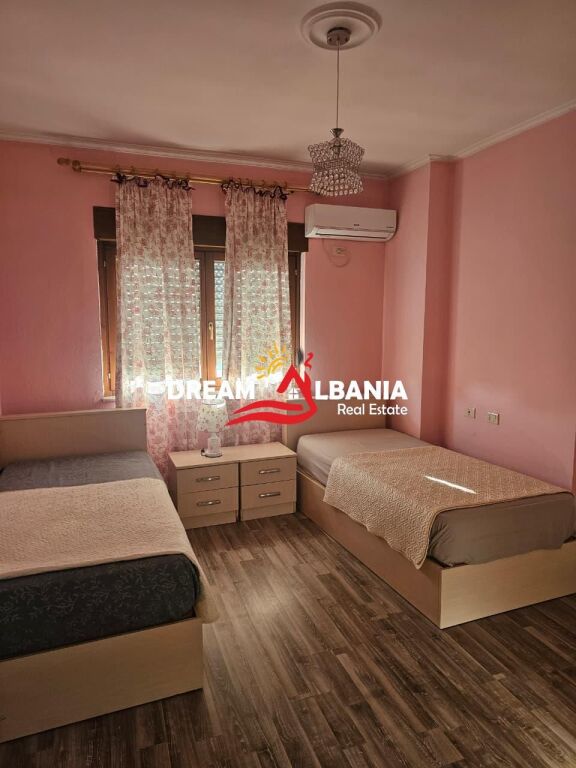 Apartment 3+1 me qera ne qender afer 9 katsheve Tirane (ID 4231489)