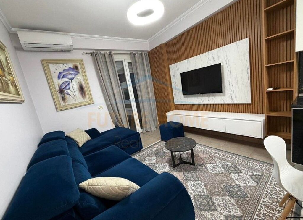 Shitet, Apartament 1+1, Unaza e Re
