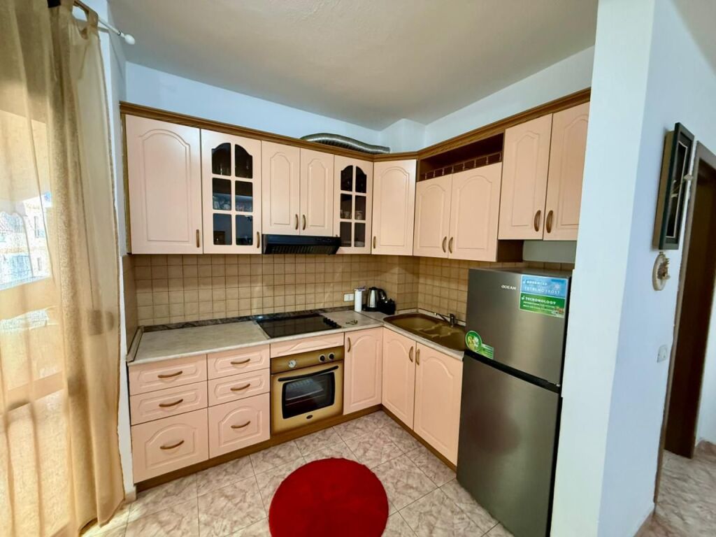 📣 AFFITTO Appartamento 2+1+2 Con Balcone 📍 Ish Blloku, Tirana ✨ 💶 Prezzo 90.000 Leke/Mese