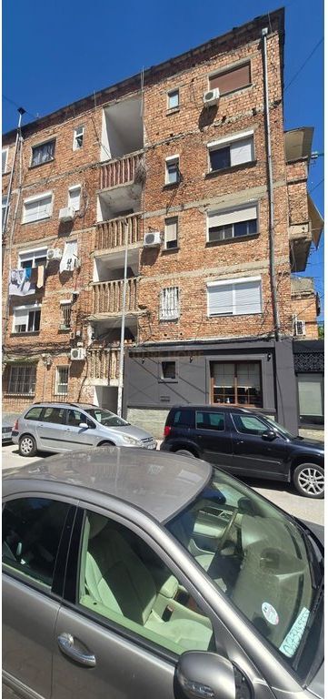 Apartament 2+1 në shitje – Myslym Shyri