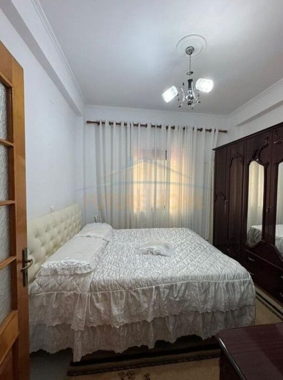 Shitet, Apartament 3+1, Selite, Tirane