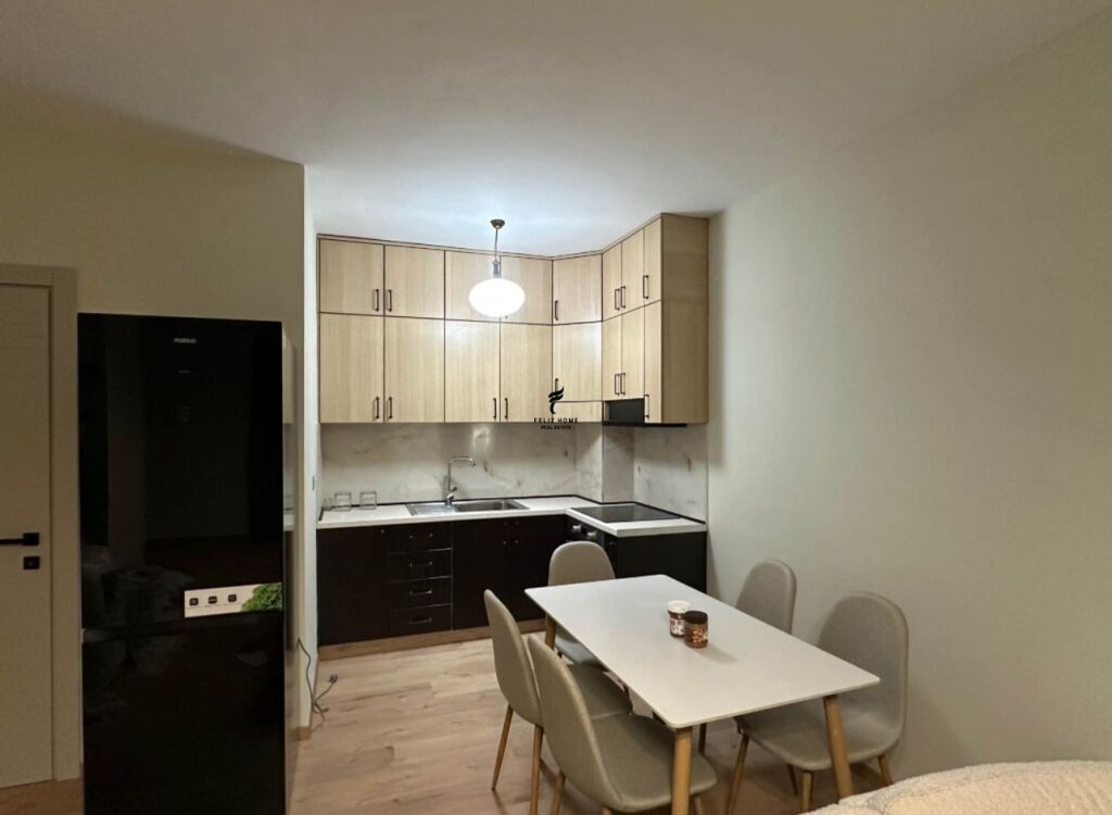 APARTAMENT ME QERA 2+1+2 ASTIR 55.000 LEKE FH-71772