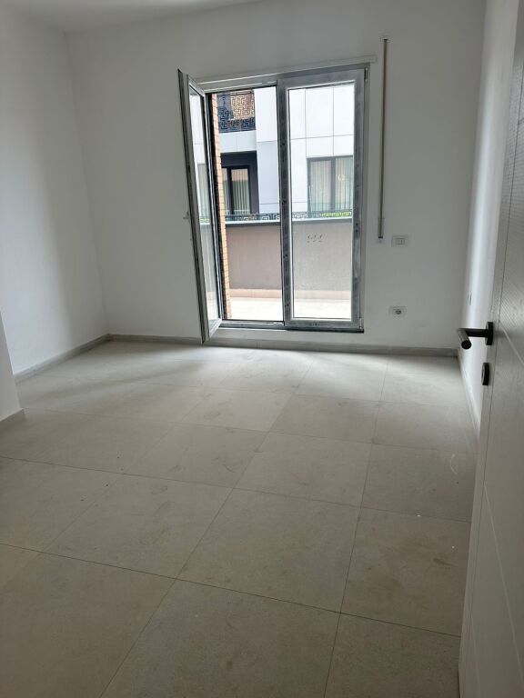 🏢 Appartamento 2+1 in affitto a Paskuqan💰 60.000 lek/mese