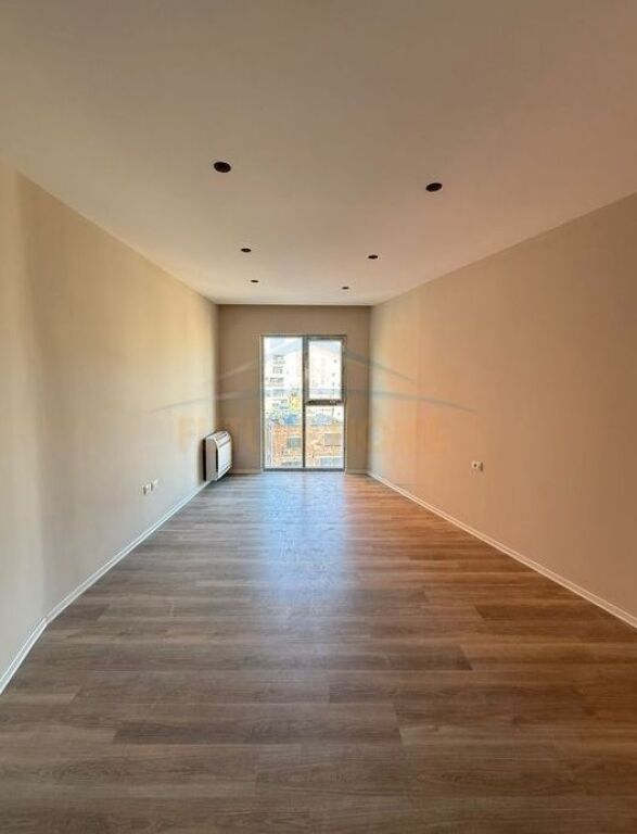 In vendita,Appartamento 2+1+2,Via Qemal Stafa,Tirana