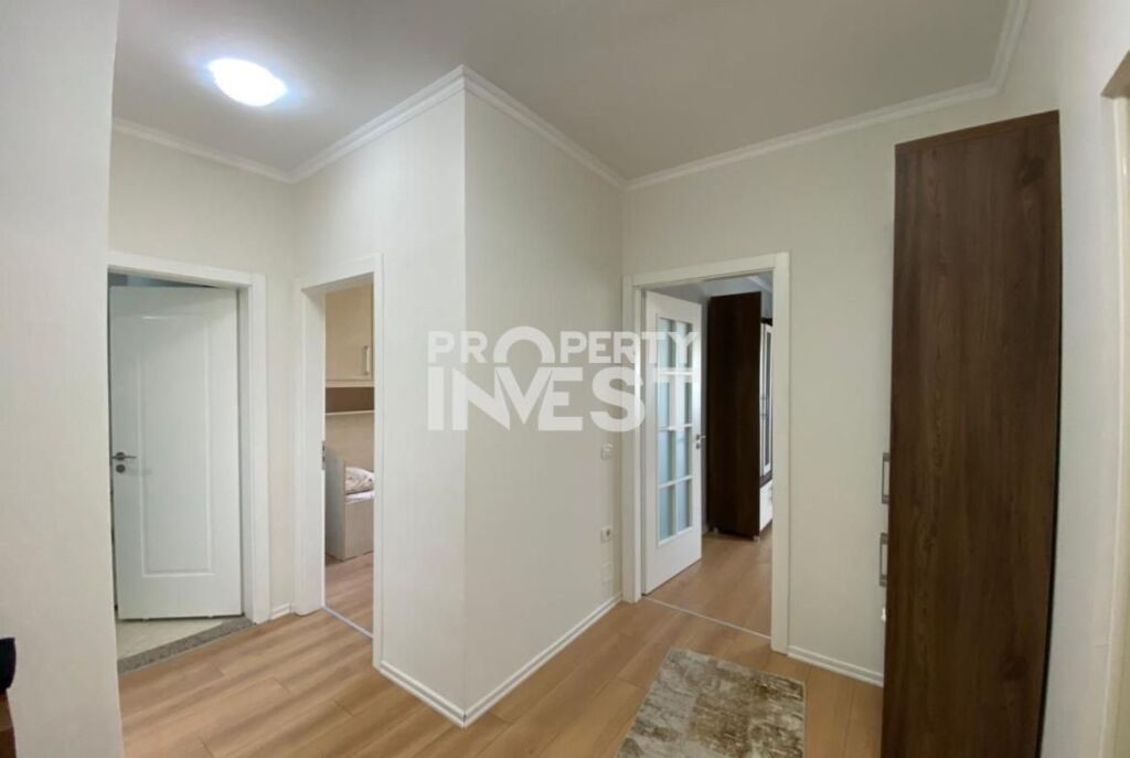 Apartament 2+1+2 per qira tek Kopshti Botanik, Liqeni