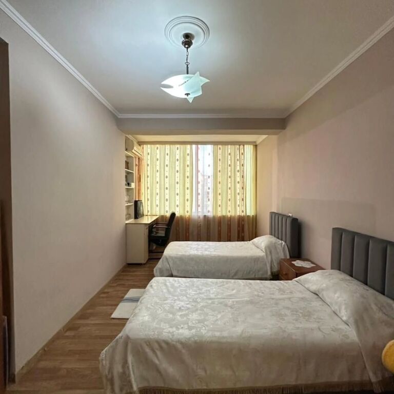 Shitet..!! 📍 Astir (Pranë Bar Universi)  Apartament 3+1+2