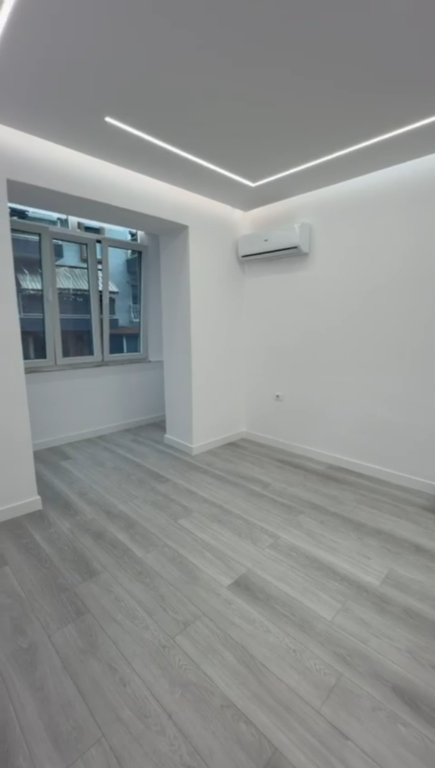 Premises for rent Barricades Street !