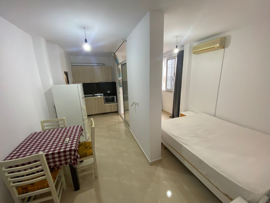 🏡 Studio apartment for rent – Student City, Tirana