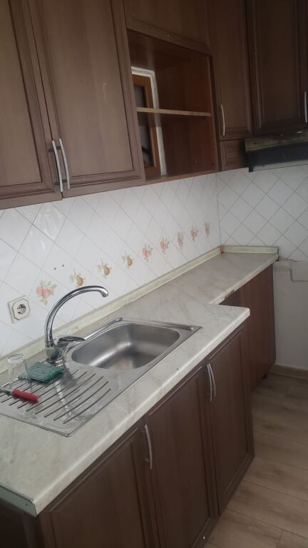 Jepet me qira 1+1 LAPRAKE TE KMY 450€